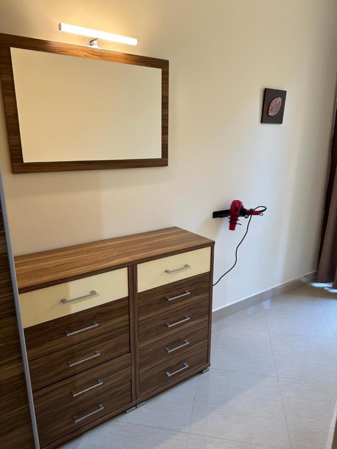 Ewa Apt - 3-Bedrooms Apt Near Sliema - St Julians Seafront Gzira Exterior photo